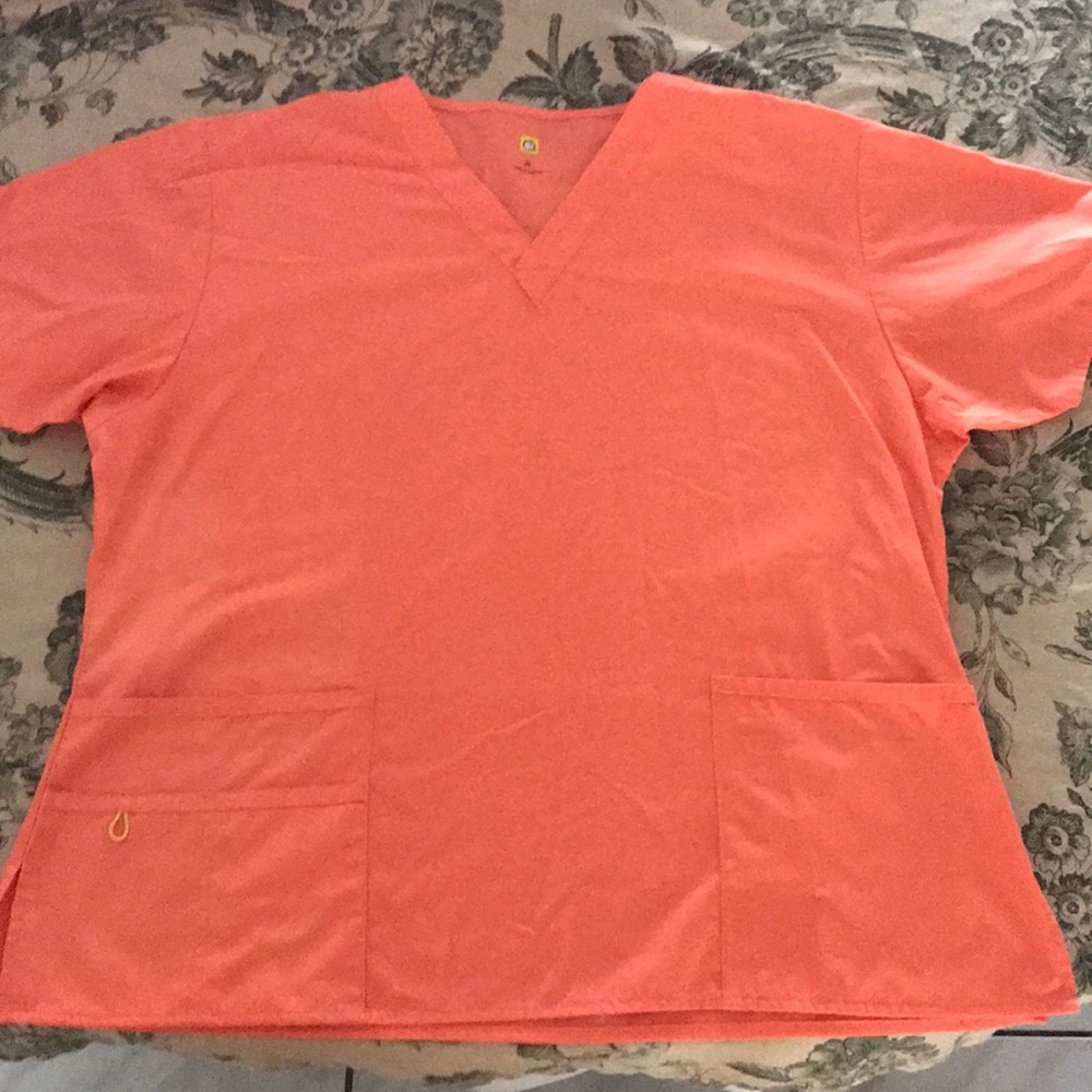 WonderWink XL Women Coral Scrub Set